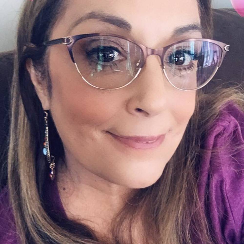 Meet your Posher, Monica